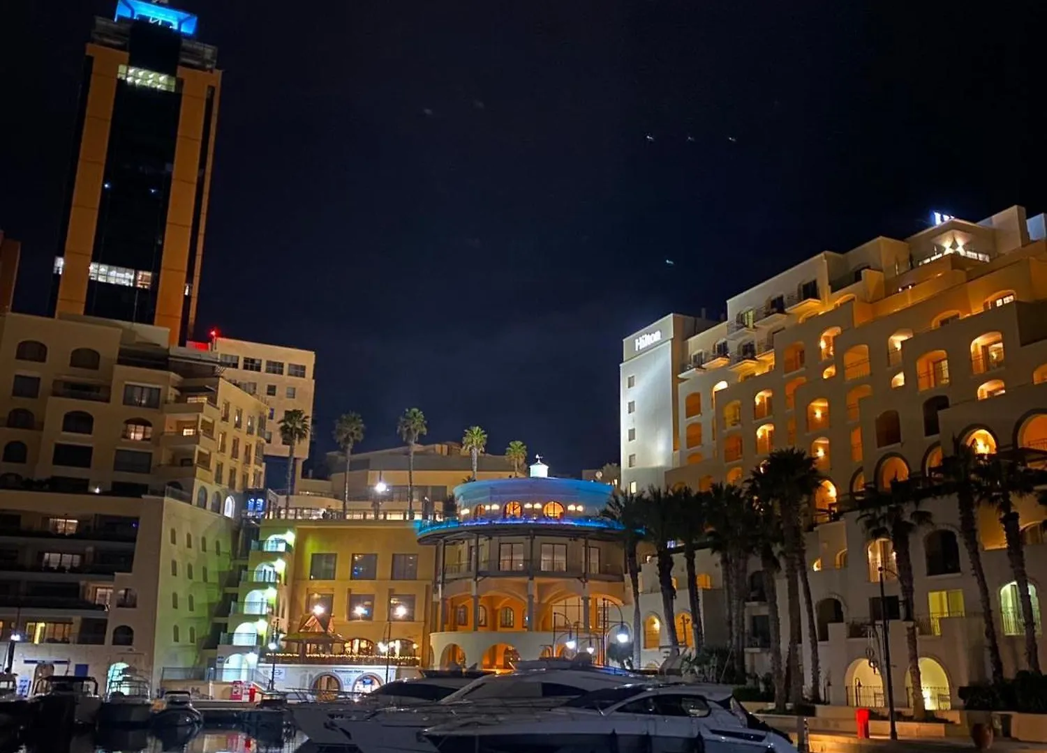 Tigne Sliema Three Bedrooms Apartment