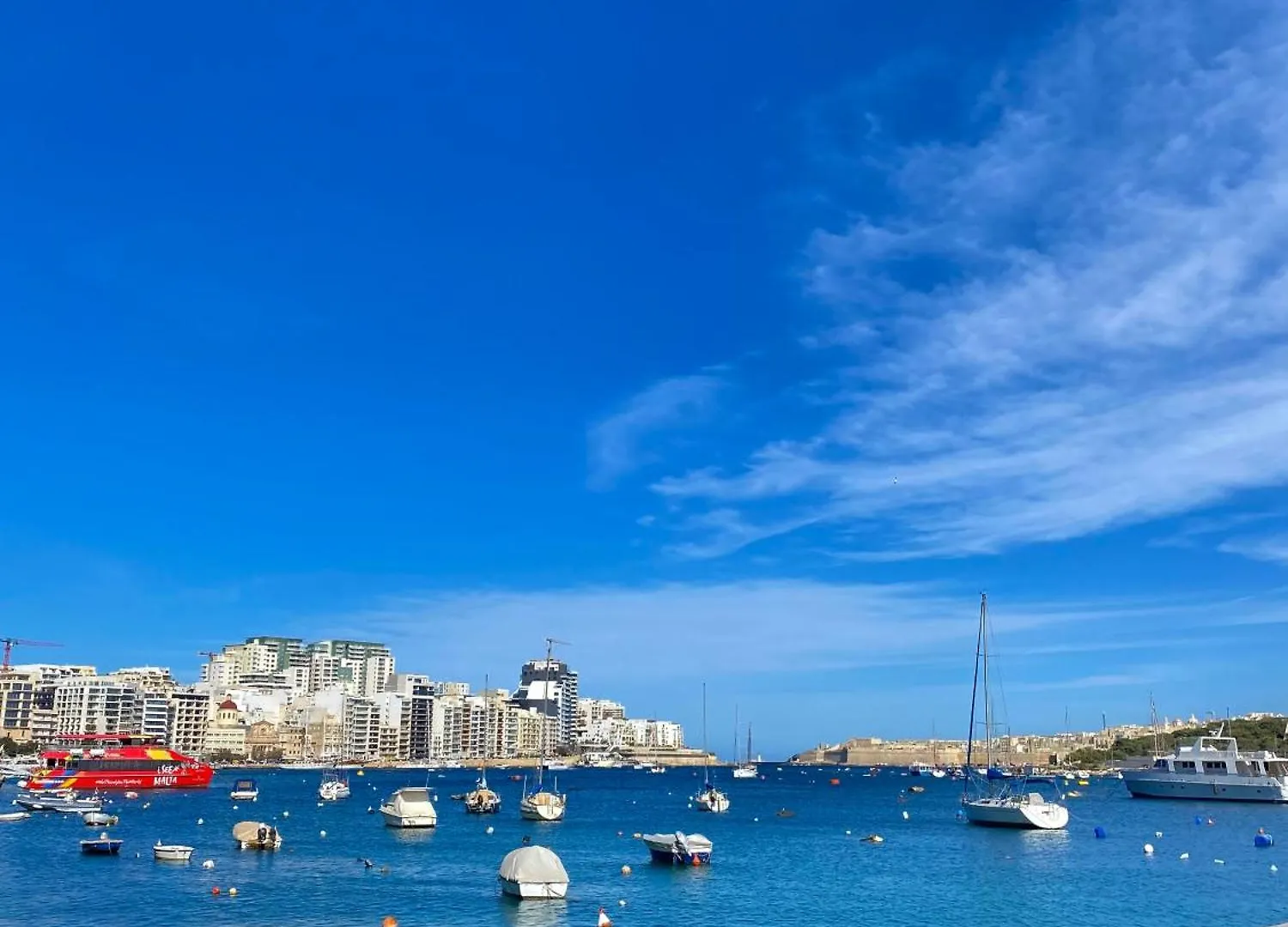 Tigne Sliema Three Bedrooms Apartment