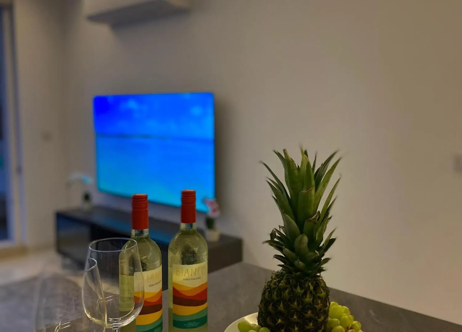 Tigne Sliema Three Bedrooms Apartment