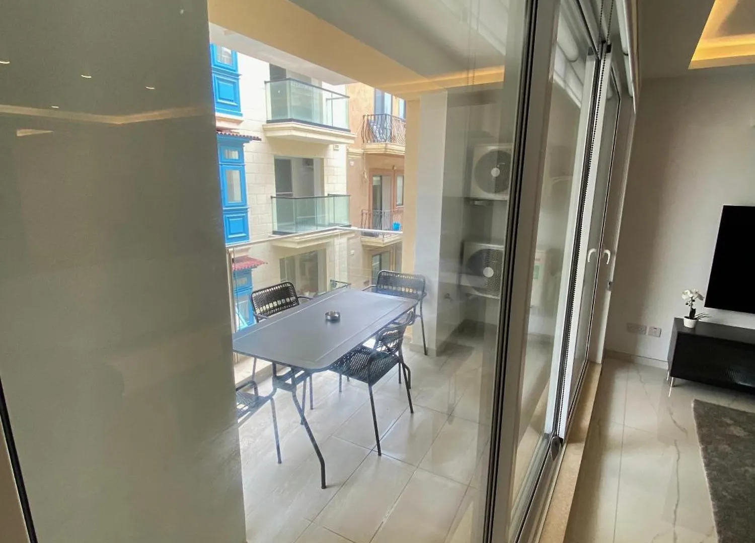 Tigne Sliema Three Bedrooms Apartment