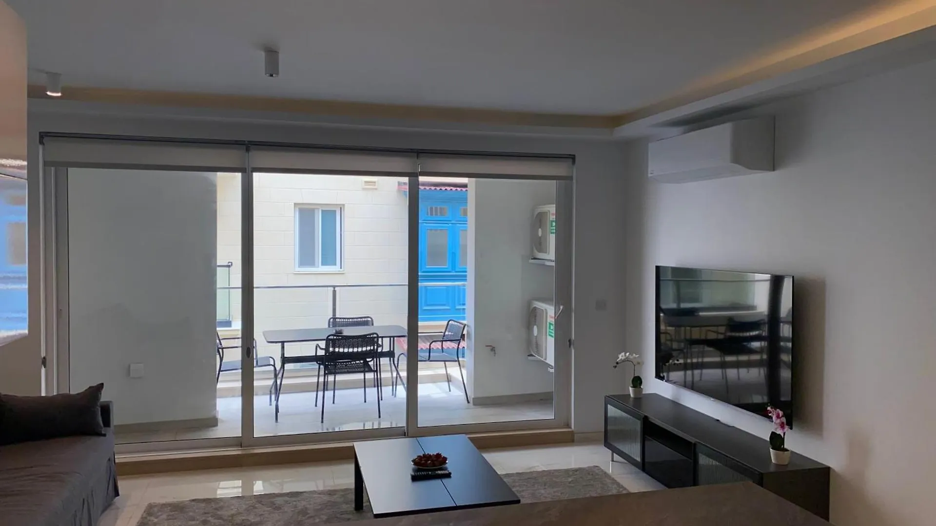 Tigne Sliema Three Bedrooms Apartment